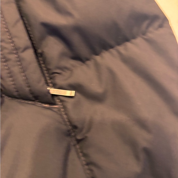 Marmot Black Puffer Vest - Picture 5 of 14